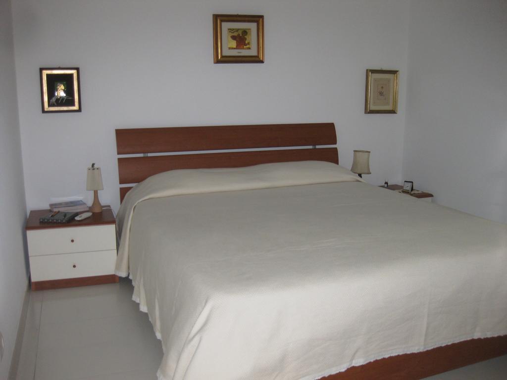 Casa Vacanze Le Rose Marina di Ragusa Rom bilde